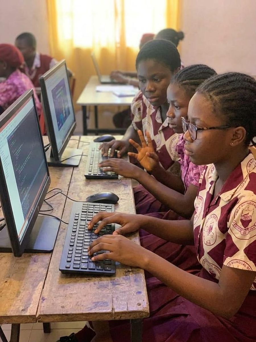 Pupils in the ICT lab